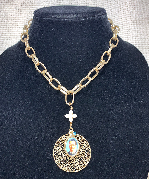Seelos disk necklace