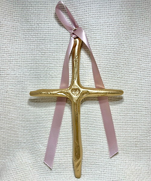 Gold ceramic wall cross