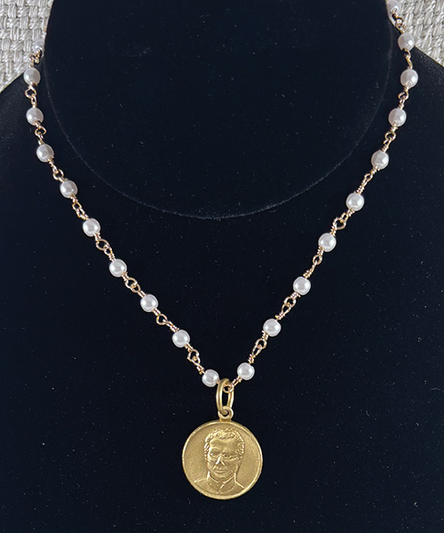 Seelos beaded gold necklace